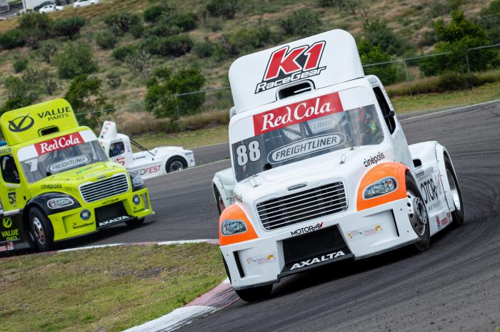 PROPONE P. JOURDAIN INCLUIR A TRACTOS EN GP