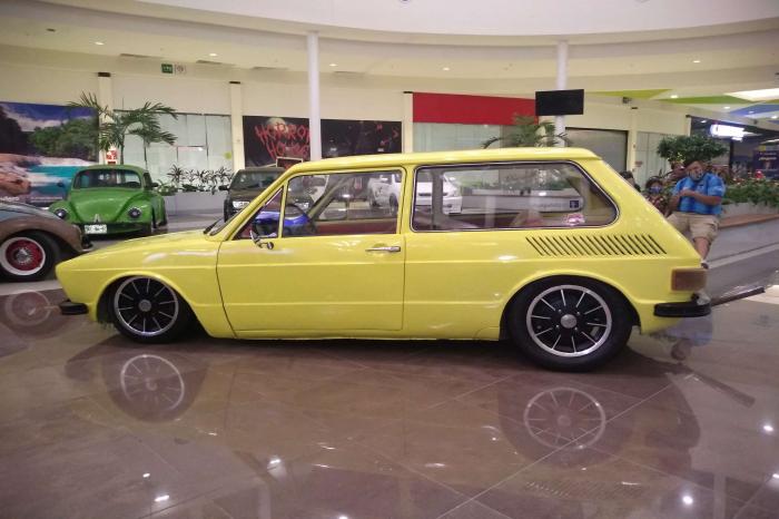 CLUBES SE UNEN PARA EXHIBIR AUTOS