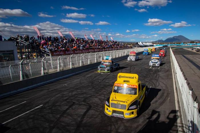 PAUL ES CAMPEÓN EN LOS TRACTOS