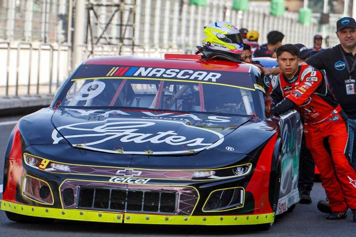 ELOY VA AL PROGRAMA DE DESARROLLO DE NASCAR