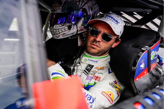 SUÁREZ QUEDA FUERA POR FUERTE COLISIÓN