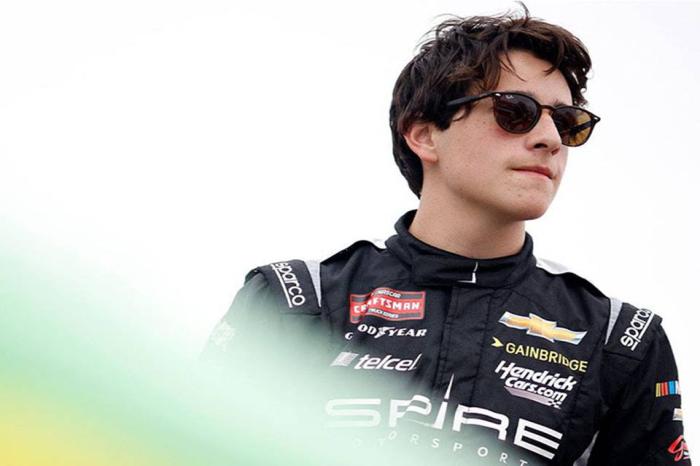  PÉREZ DE LARA SE DIRIGE A NASHVILLE