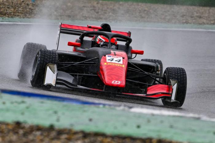 DE LA TORRE ENFRENTA TRAZADO DEL HUNGARORING