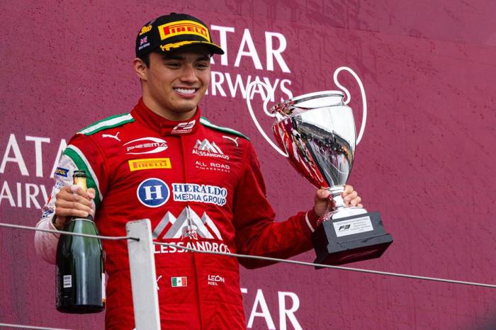 NOEL LEÓN SUBE AL PODIO EN SILVERSTONE